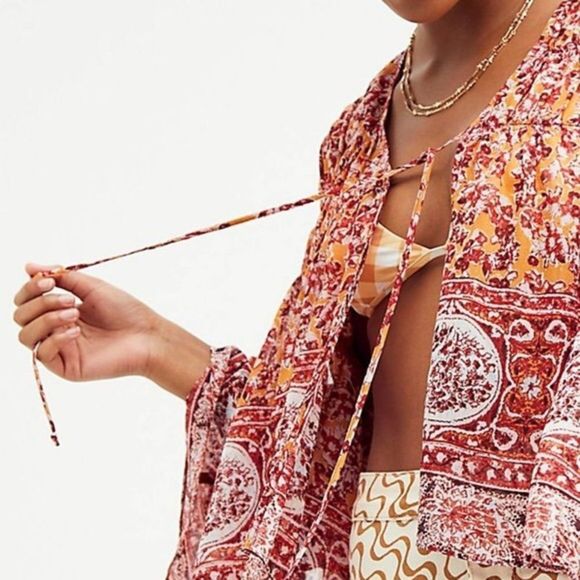 FREE PEOPLE| Lorraine Tiered Kimono - Picture 2 of 8